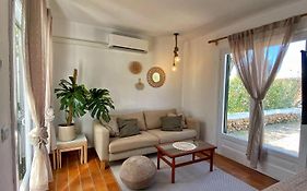 Villa Calma 450M From The Beach